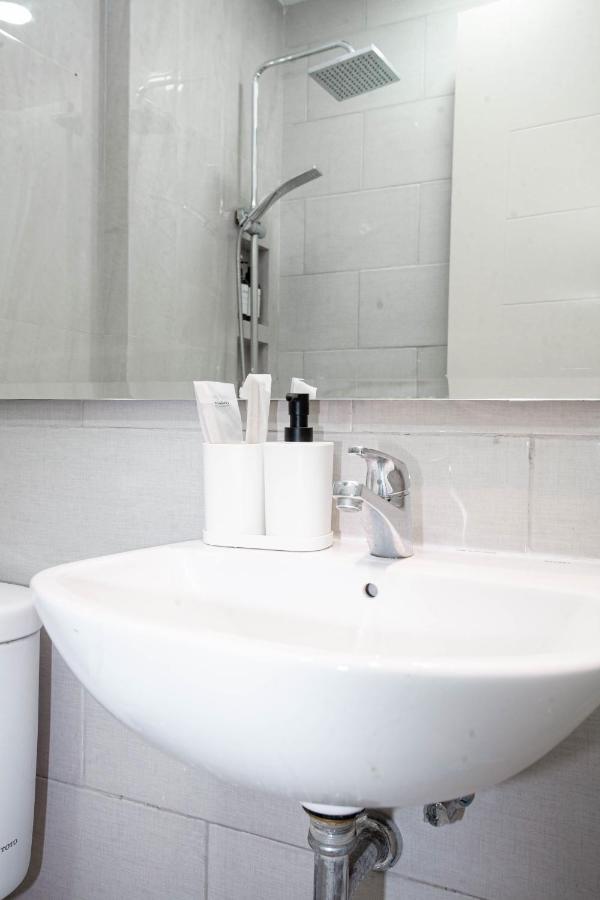 New 2Br Apartment In Benson Connected To Pakuwon Mall Surabaya Barat المظهر الخارجي الصورة